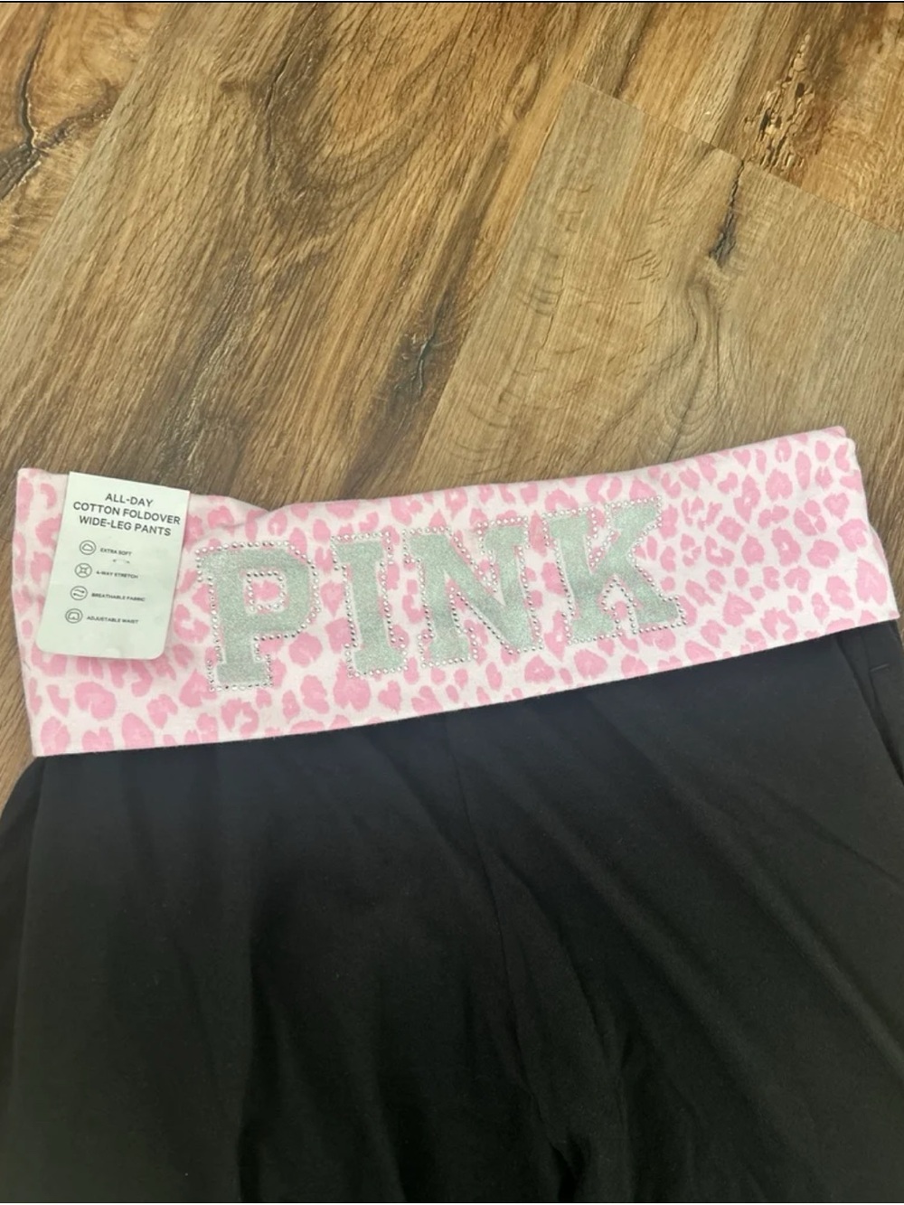 PINK Victoria's Secret Black Leggings with Pink Leopard Waistband